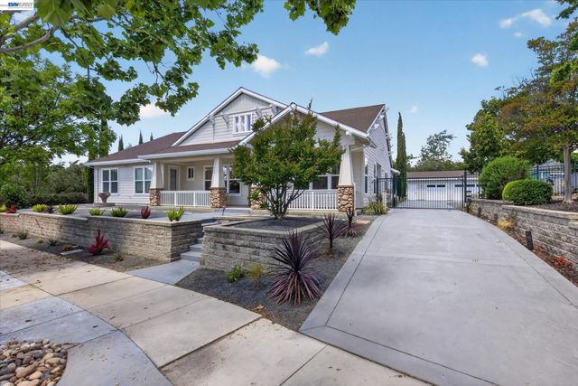 932 Hansen Rd, Livermore, CA 94550