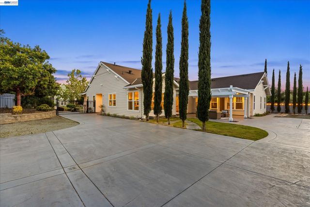 932 Hansen Rd, Livermore, CA 94550