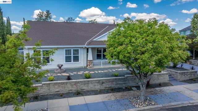 932 Hansen Rd, Livermore, CA 94550