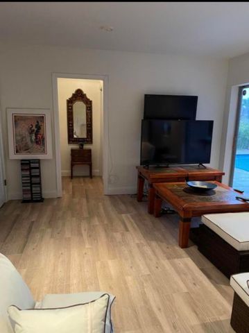 823 Forsyth Street, Boca Raton, FL 33487