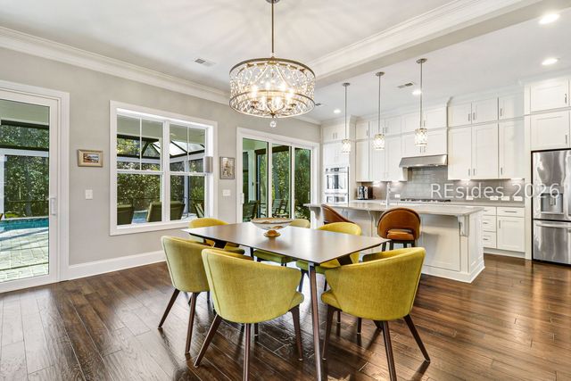 469 Flatwater Dr, Bluffton, SC 29910