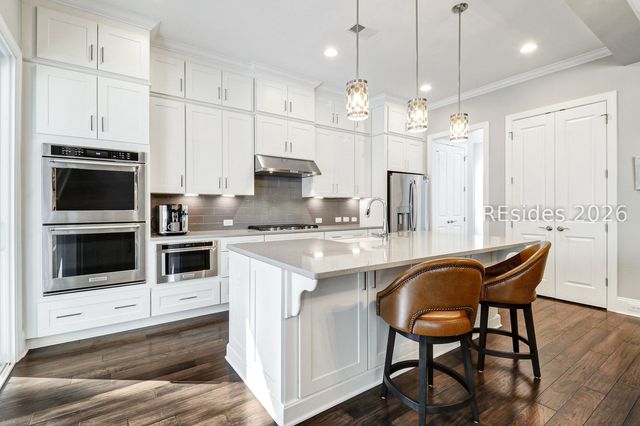 469 Flatwater Dr, Bluffton, SC 29910