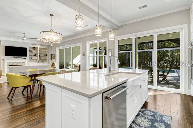 469 Flatwater Dr, Bluffton, SC 29910