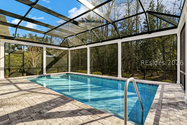 469 Flatwater Dr, Bluffton, SC 29910