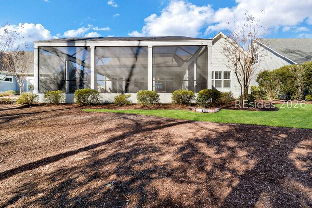 469 Flatwater Dr, Bluffton, SC 29910