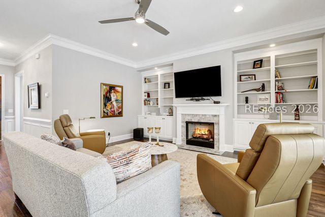 469 Flatwater Dr, Bluffton, SC 29910