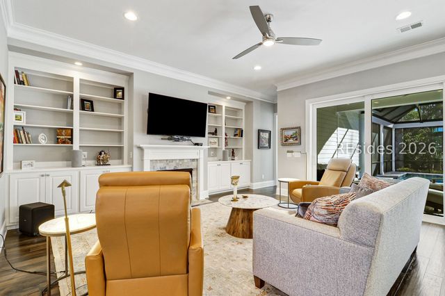 469 Flatwater Dr, Bluffton, SC 29910