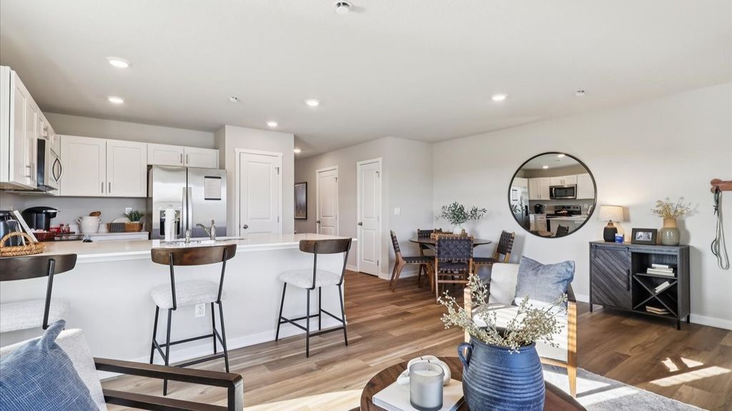15349 Coyote Drive, Urbandale, IA 50111