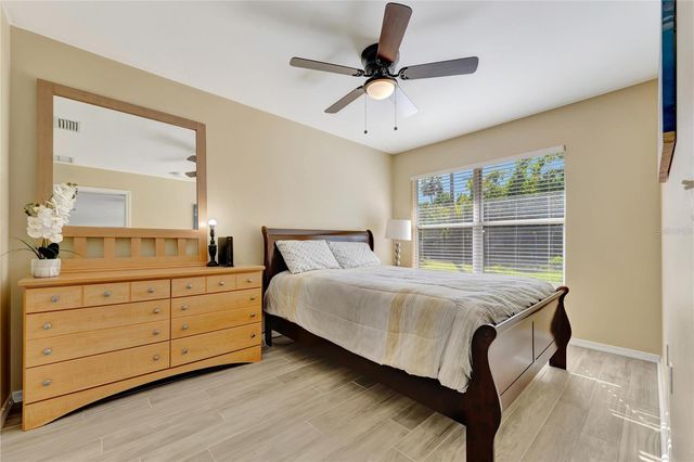 2916 WOODCREST DRIVE, Sarasota, FL 34239