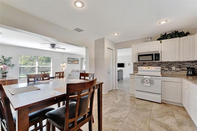 2916 WOODCREST DRIVE, Sarasota, FL 34239