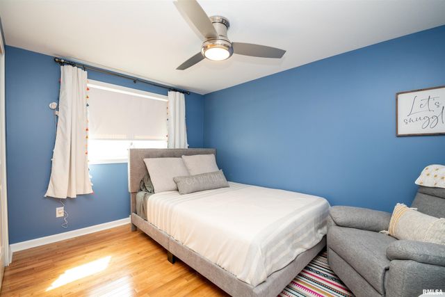 84 WALNUT Court, Dahinda, IL 61428