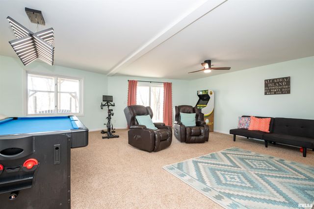 84 WALNUT Court, Dahinda, IL 61428