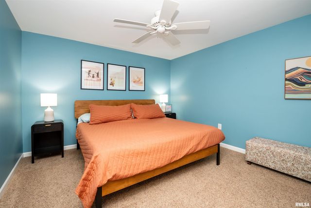 84 WALNUT Court, Dahinda, IL 61428