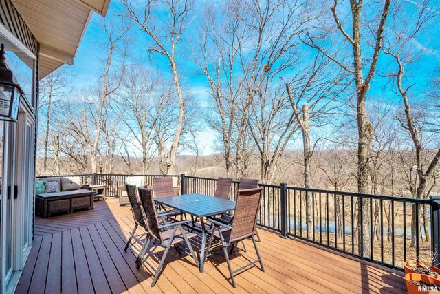 84 WALNUT Court, Dahinda, IL 61428