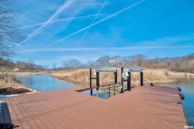 84 WALNUT Court, Dahinda, IL 61428