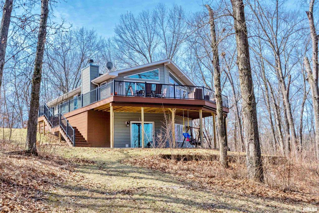 84 WALNUT Court, Dahinda, IL 61428