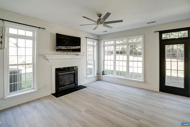 145 GRAYROCK DR, Crozet, VA 22932