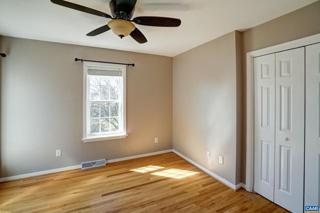 145 GRAYROCK DR, Crozet, VA 22932