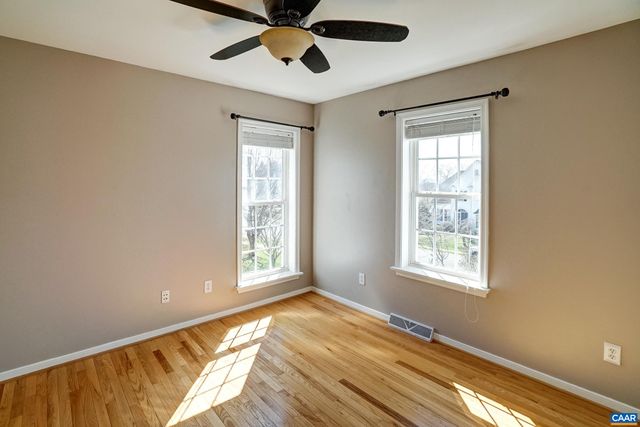 145 GRAYROCK DR, Crozet, VA 22932