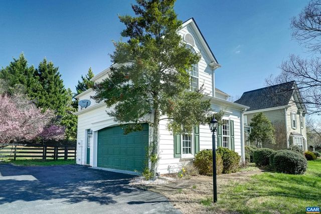 145 GRAYROCK DR, Crozet, VA 22932