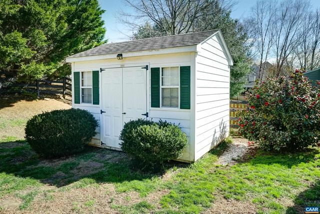 145 GRAYROCK DR, Crozet, VA 22932