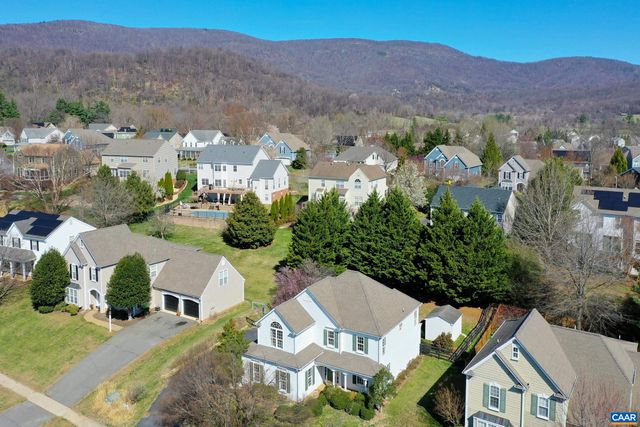 145 GRAYROCK DR, Crozet, VA 22932