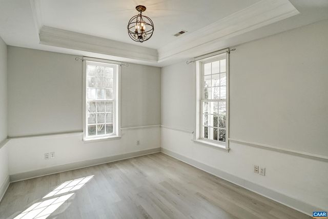 145 GRAYROCK DR, Crozet, VA 22932