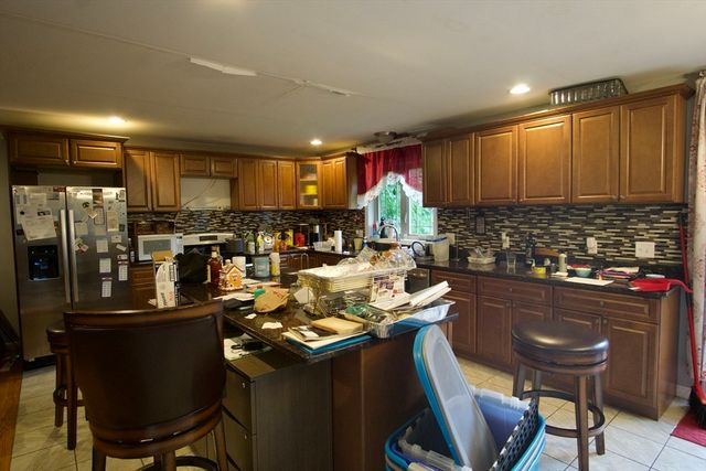 1289 Bay St., Springfield, MA 01109