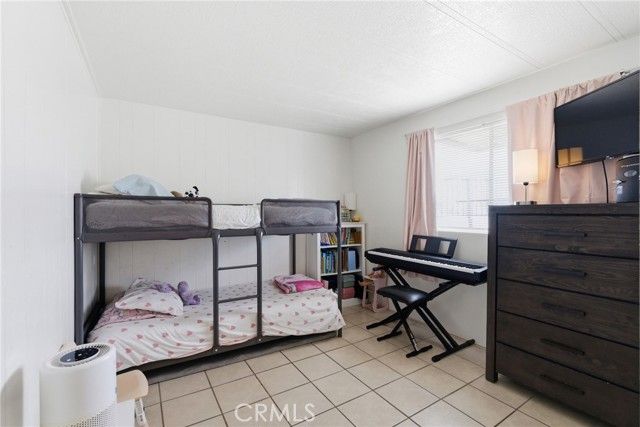 519 Willow, Santa Ana, CA 92703