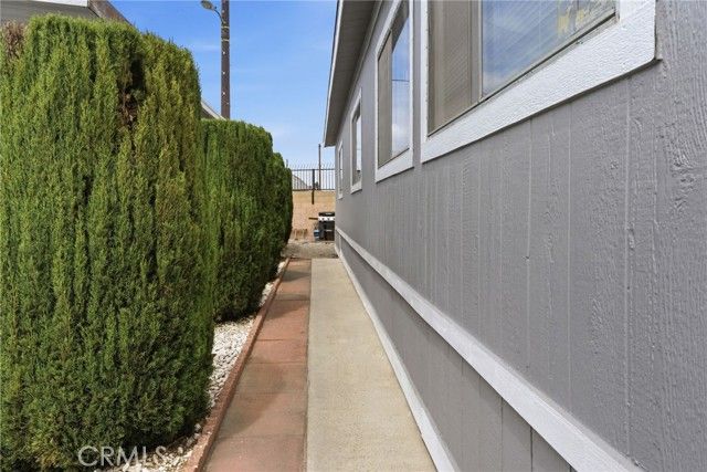 519 Willow, Santa Ana, CA 92703