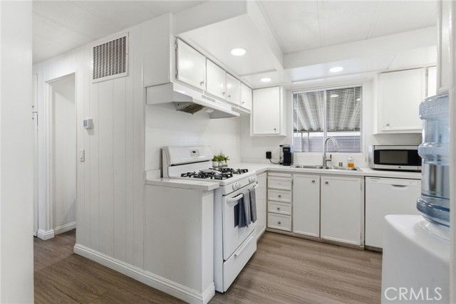 519 Willow, Santa Ana, CA 92703