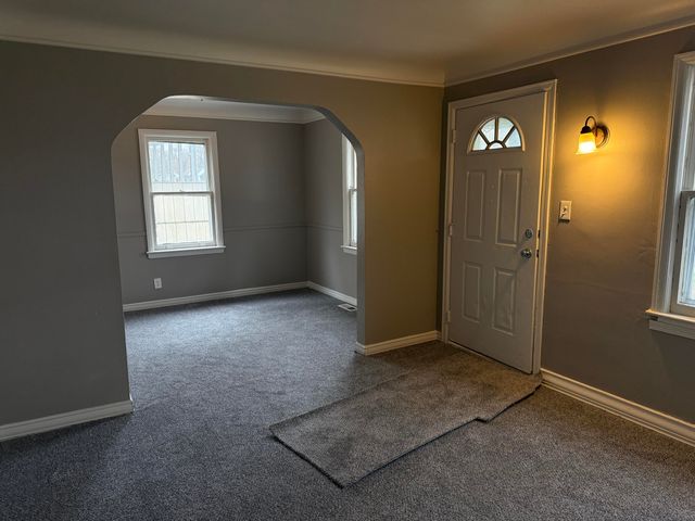 18852 Indian, Redford, MI 48240