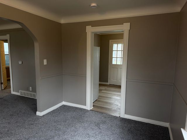 18852 Indian, Redford, MI 48240