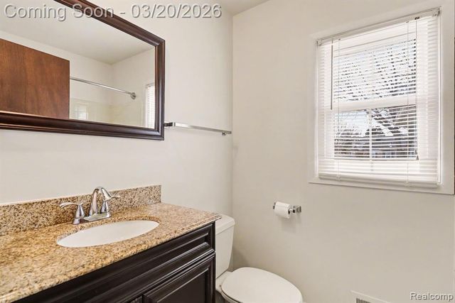 35590 Hatherly Place, Sterling Heights, MI 48310