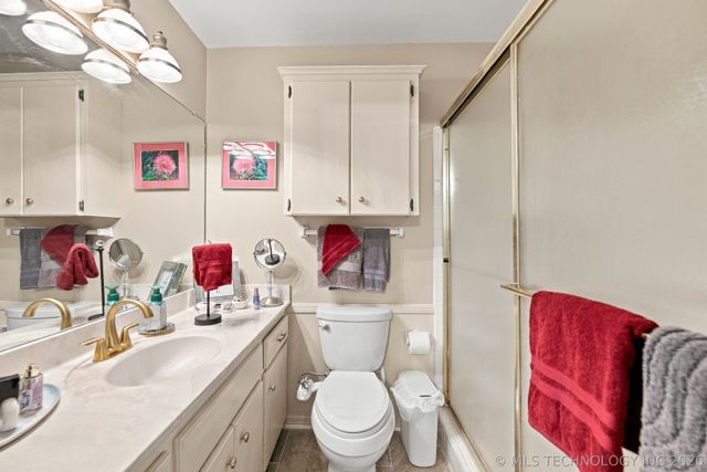 715 W Utica Street, Broken Arrow, OK 74011
