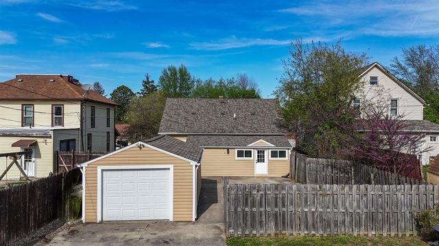 736 N LaFontaine Street, Huntington, IN 46750