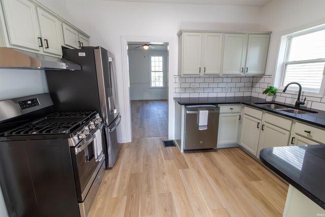 736 N LaFontaine Street, Huntington, IN 46750
