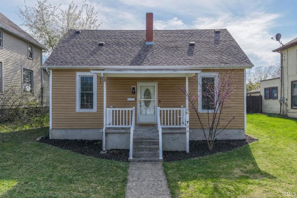 736 N LaFontaine Street, Huntington, IN 46750
