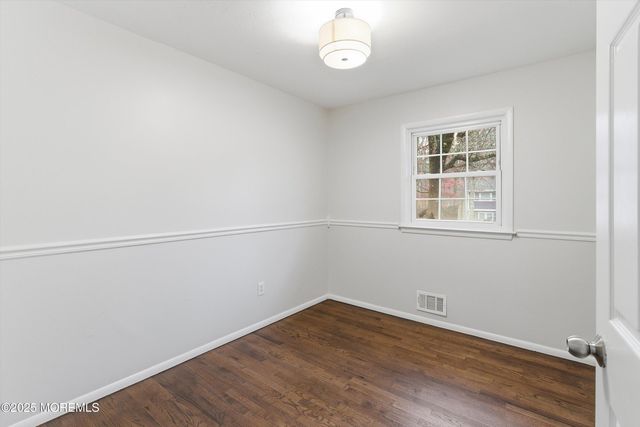 17 Walter Drive, Jackson, NJ 08527