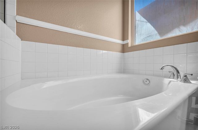 902 Big Horn Street, Henderson, NV 89002