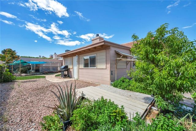902 Big Horn Street, Henderson, NV 89002