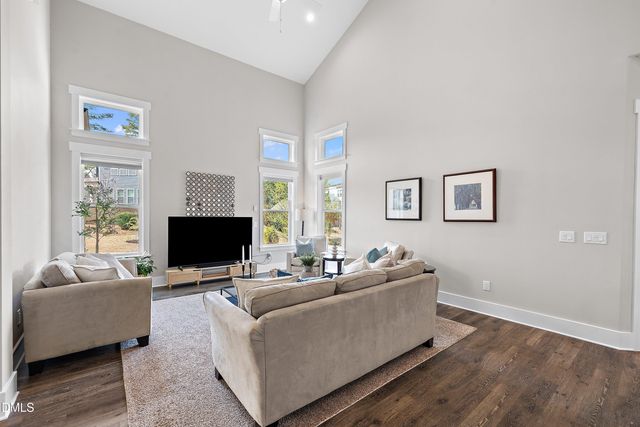 709 Nijinski Way, Cary, NC 27519