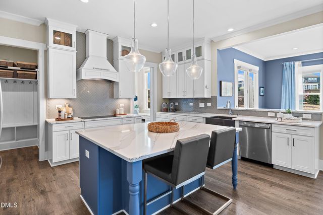 709 Nijinski Way, Cary, NC 27519