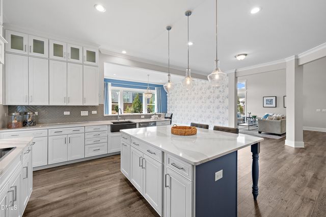 709 Nijinski Way, Cary, NC 27519