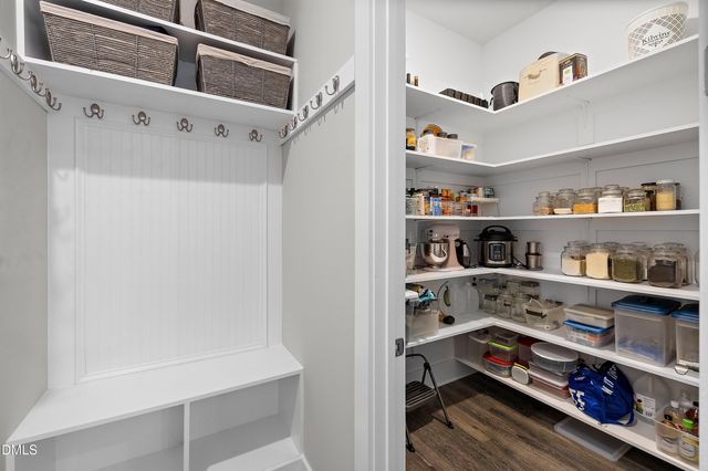 709 Nijinski Way, Cary, NC 27519