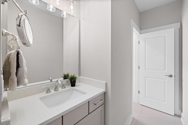 709 Nijinski Way, Cary, NC 27519