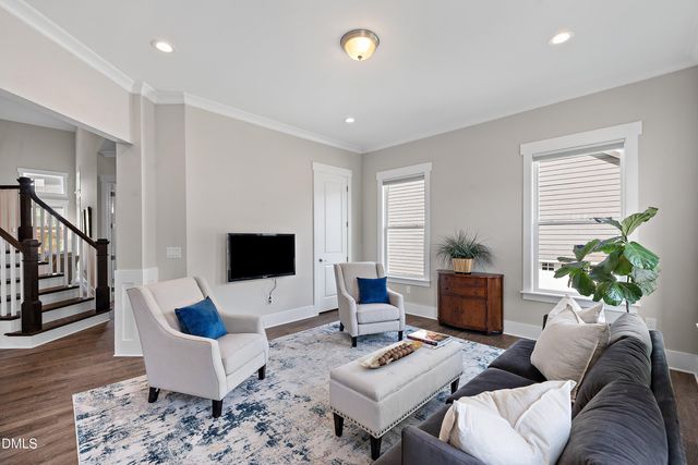 709 Nijinski Way, Cary, NC 27519