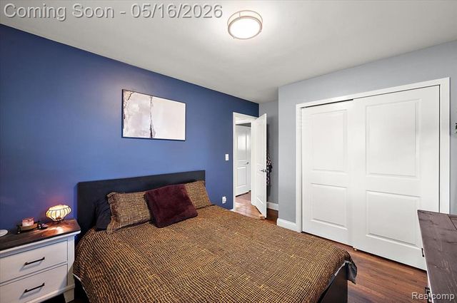 45503 Klingkammer Street, Utica, MI 48317