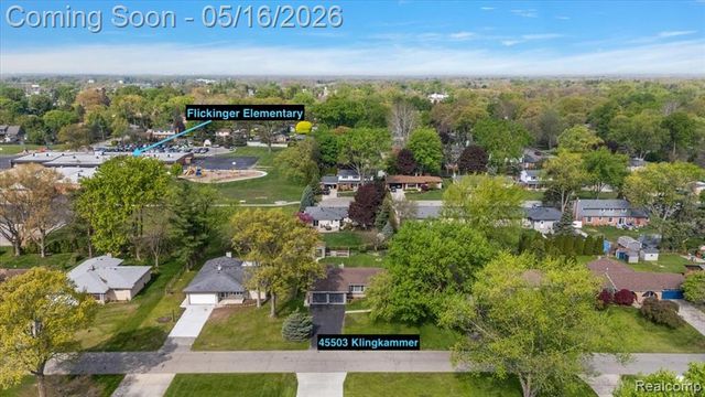 45503 Klingkammer Street, Utica, MI 48317