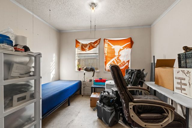 504 S 9th St, Aransas Pass, TX 78336